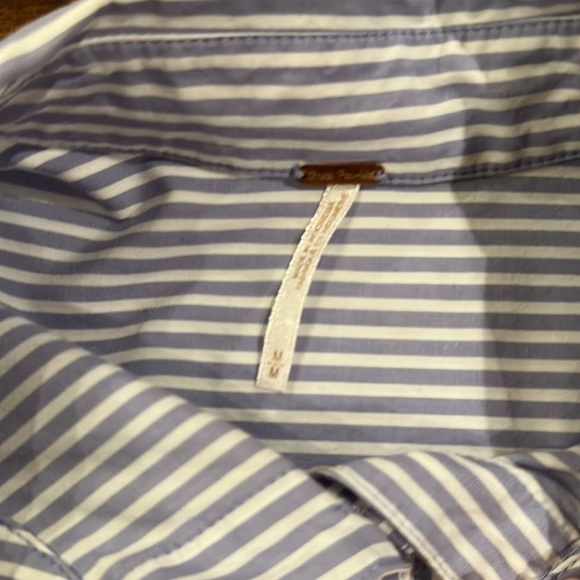 Free People It's A Cinch Button Down Striped Shirt White Blue Medium - Picture 5 of 12